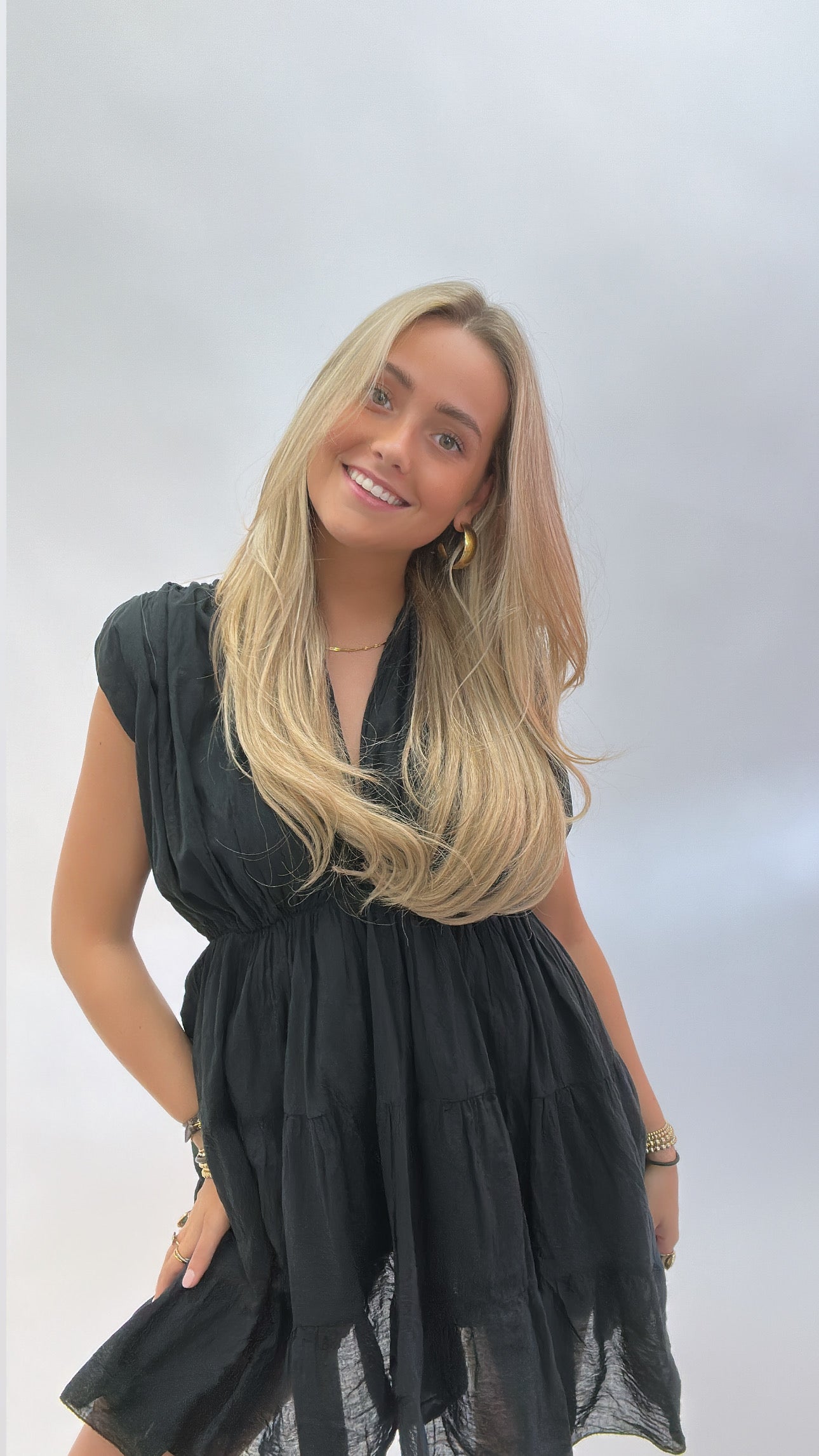 Boho Summer Dress – V-Hals & Strikdetail