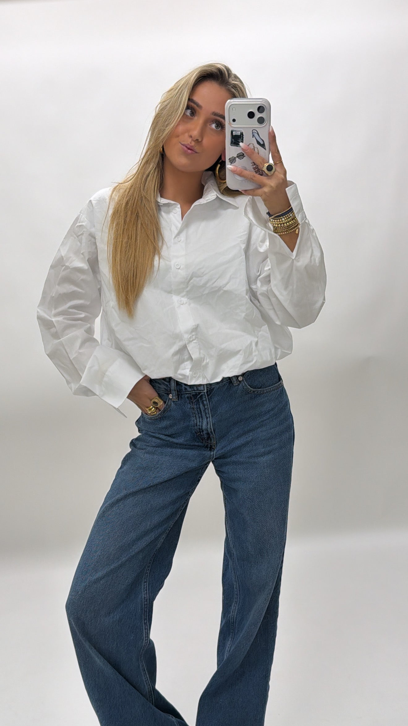 Basic cropped blouse