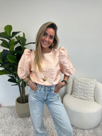 Evi top