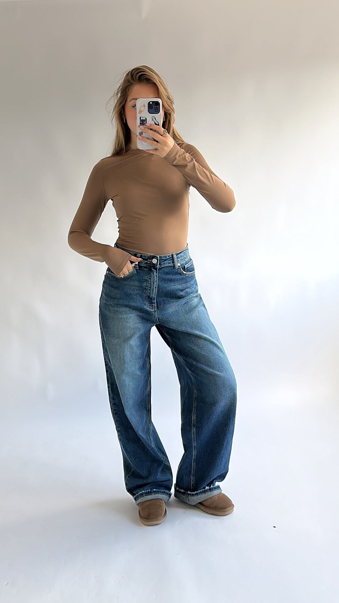 Essential Travel Longsleeve – Stretch Fit