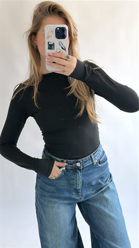 Essential Travel Longsleeve – Stretch Fit