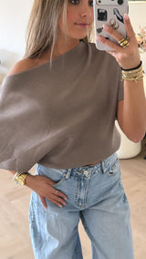 Elin Off-Shoulder Top