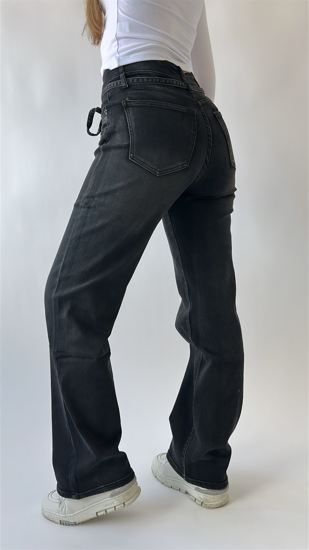 Straight Fit Belt Jeans