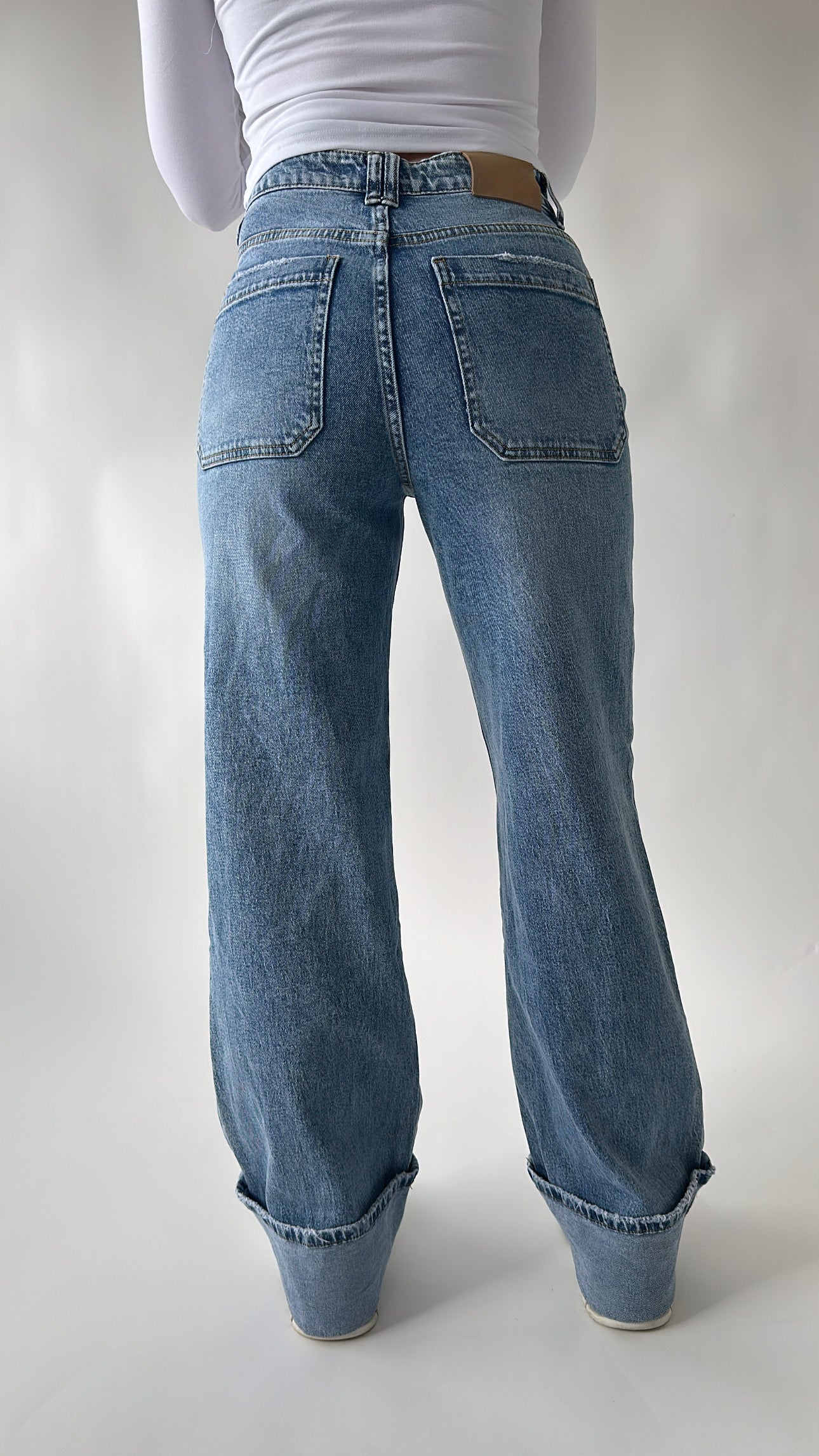 Pocket Detail Wide Leg Jeans
