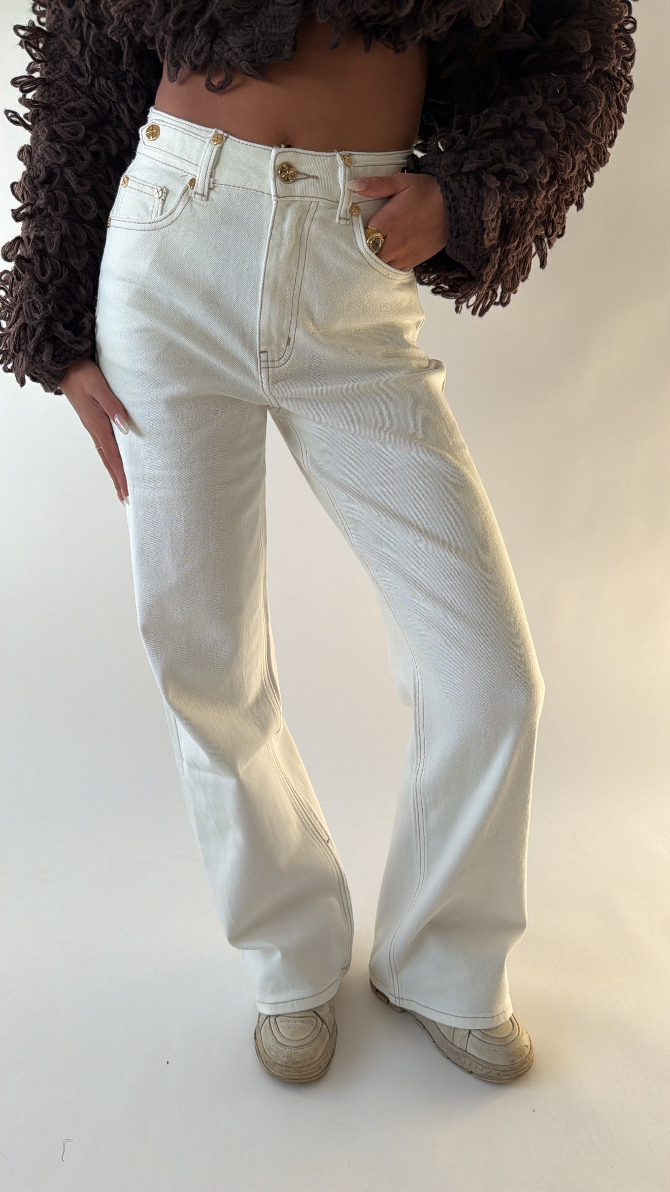 Classic White Wide Jeans