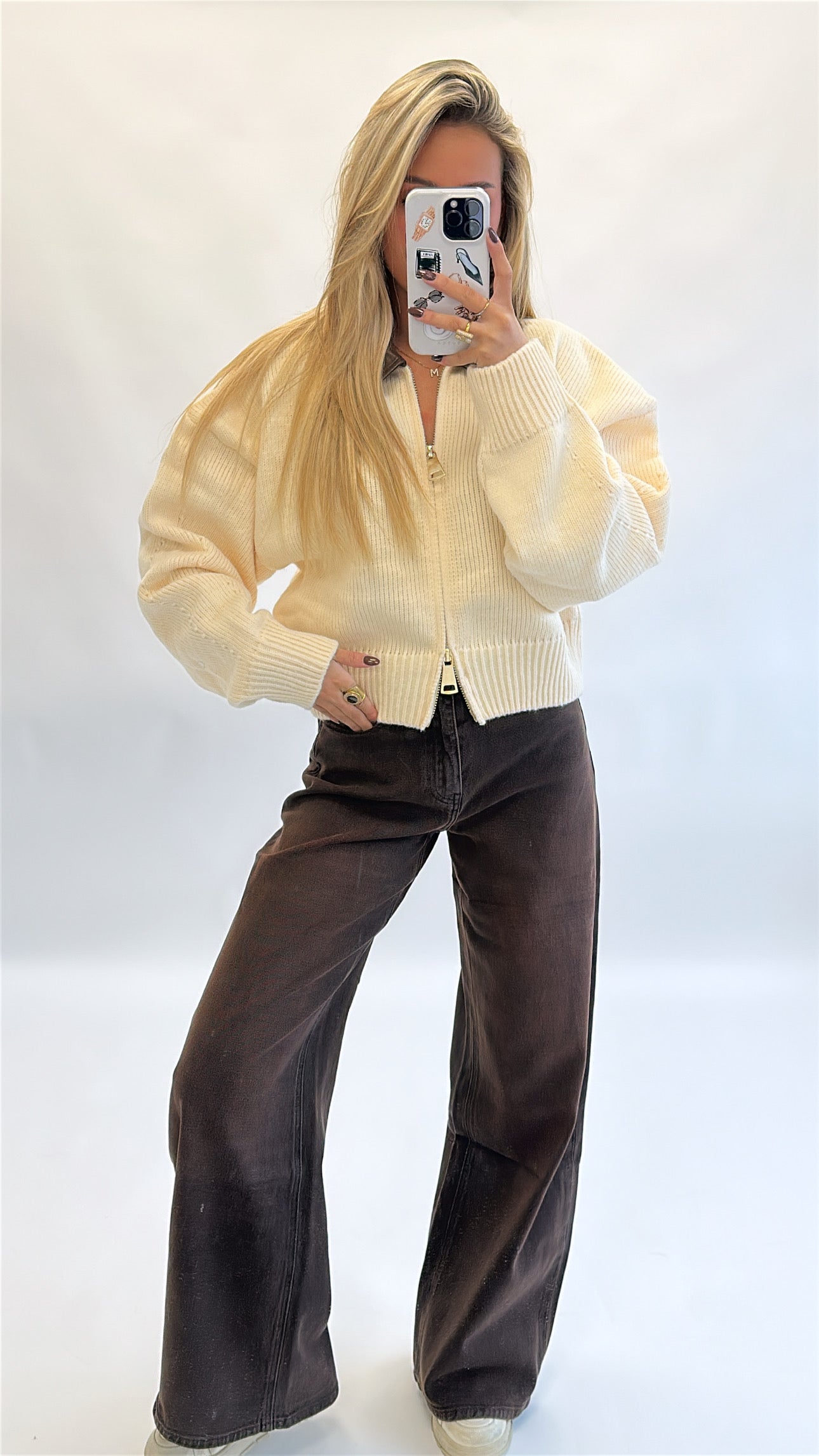 Zoë Zip Sweater ( Pre order taupe kleur 21 okt)