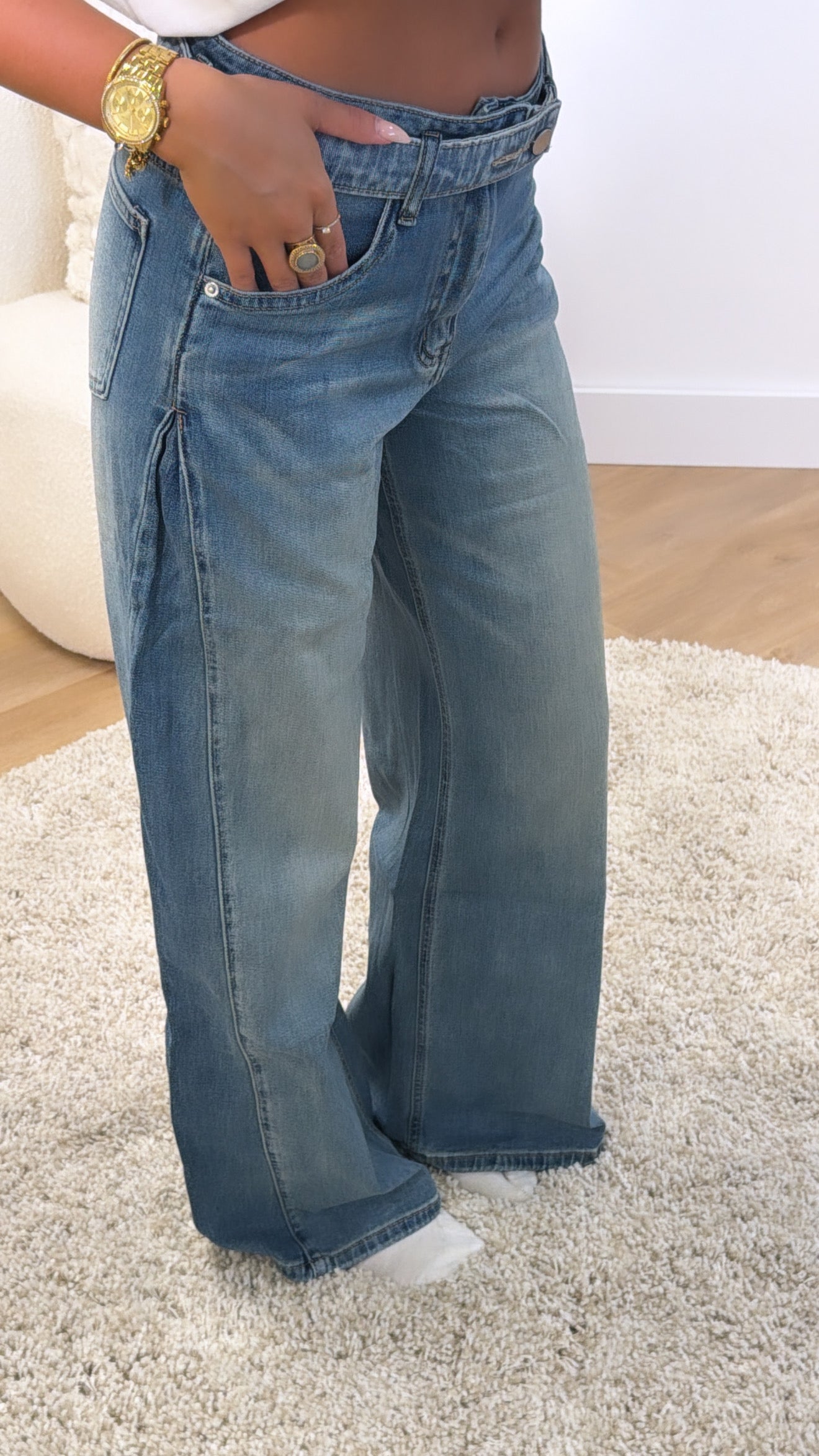 Everyday Wide Leg Jeans