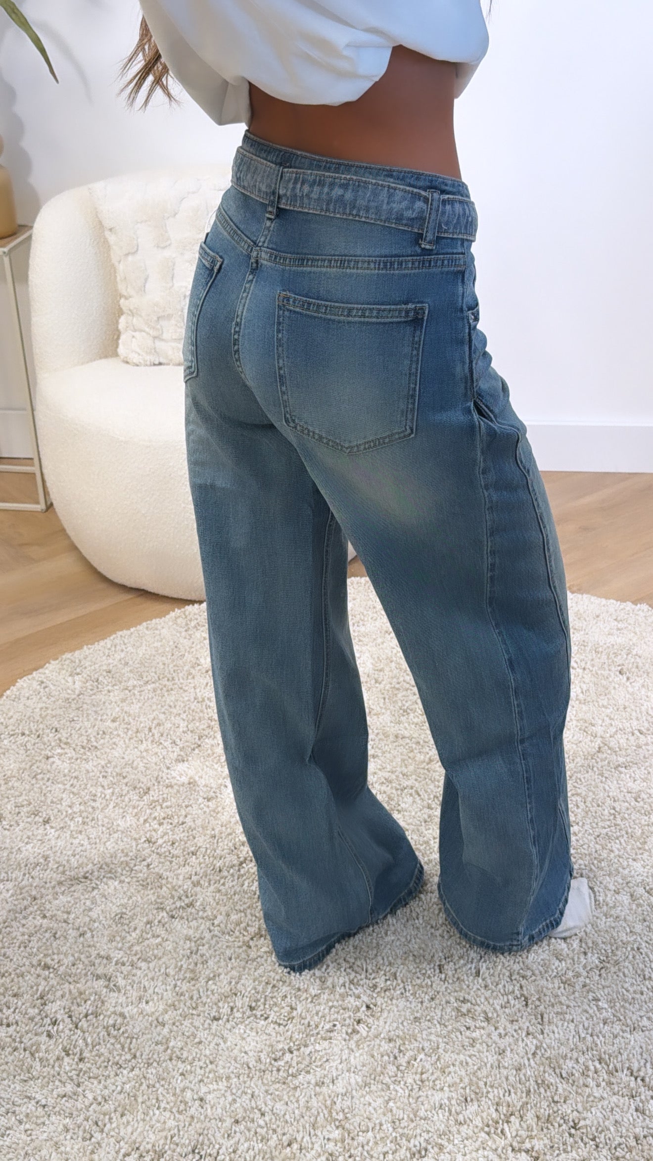 Everyday Wide Leg Jeans