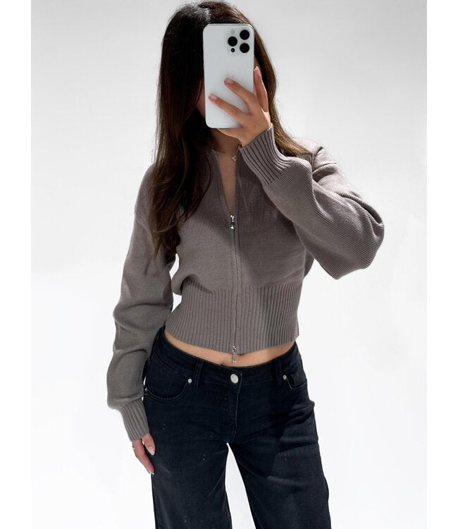 The Cute Knit Zip