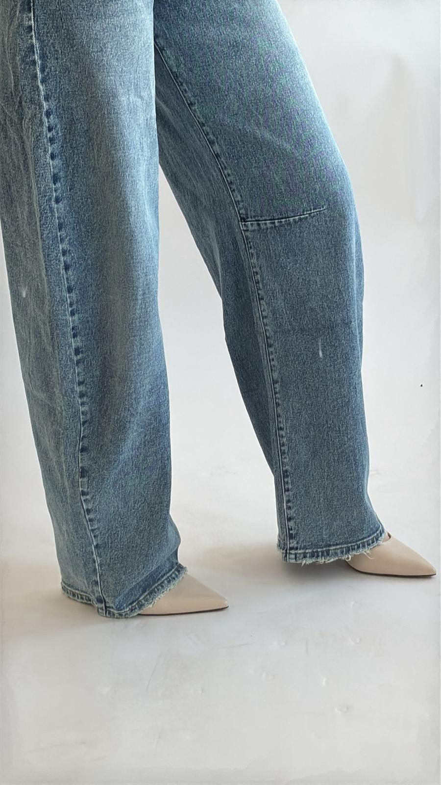 Chic Classy Kitten Heel