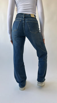 Straight Fit Belt Jeans
