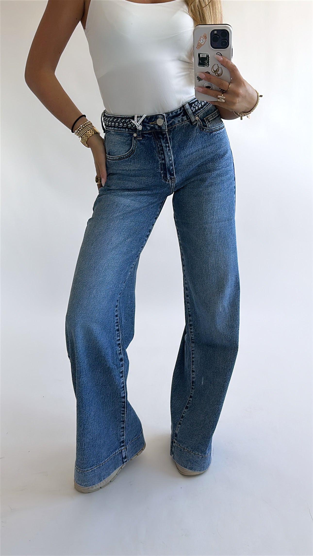 Mid Waist Detail Wide Leg Jeans
