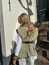 Saar blazer mouwloos is