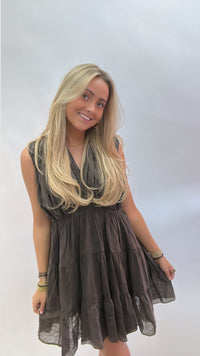Boho Summer Dress – V-Hals & Strikdetail