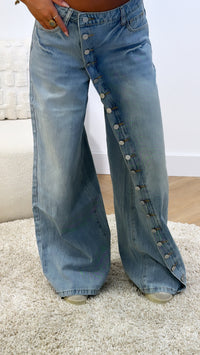 Button Detail Wide Leg Jeans