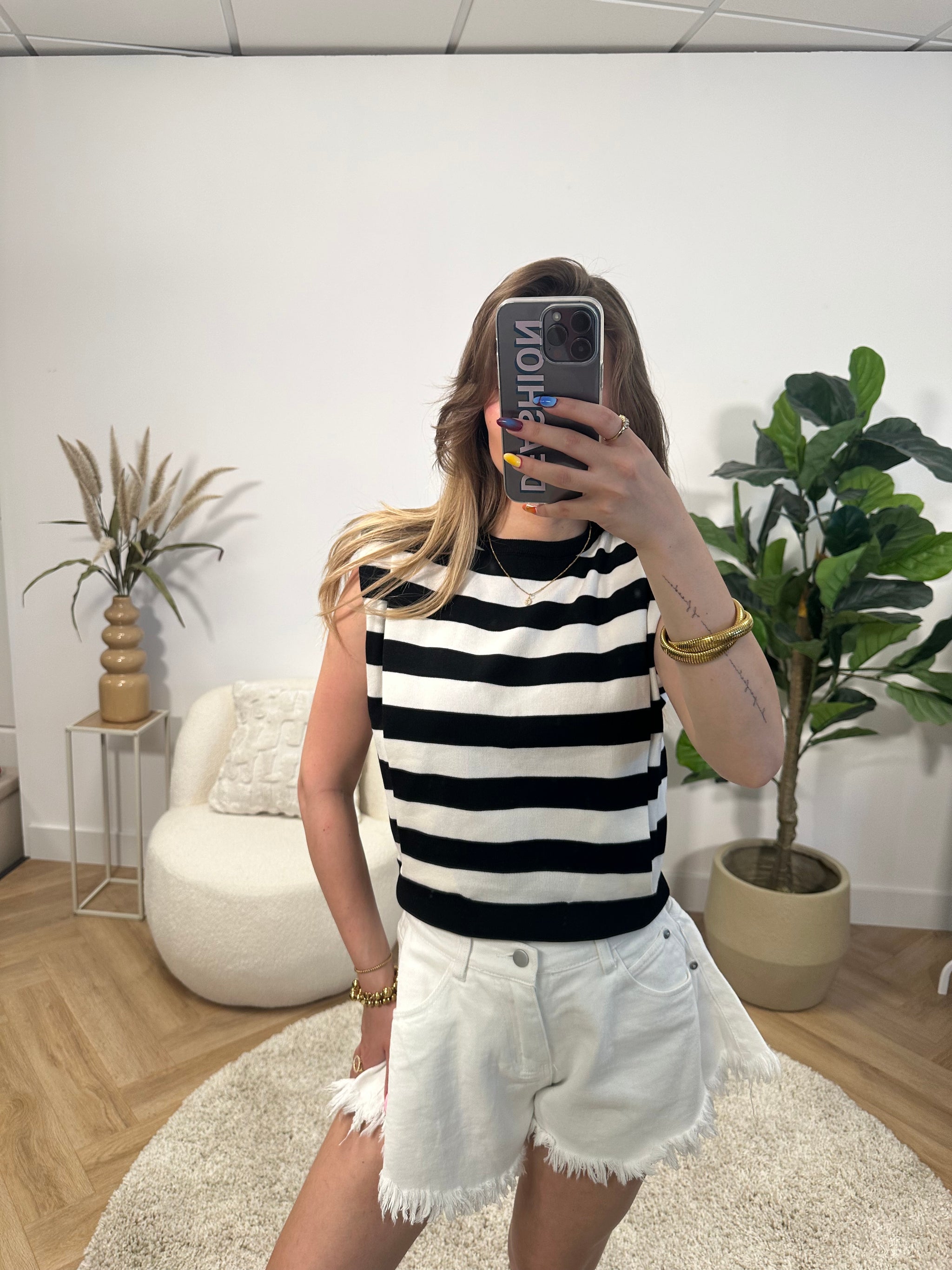 Lotte Shoulder Pad Top