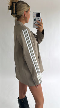 Ambika studio blazer