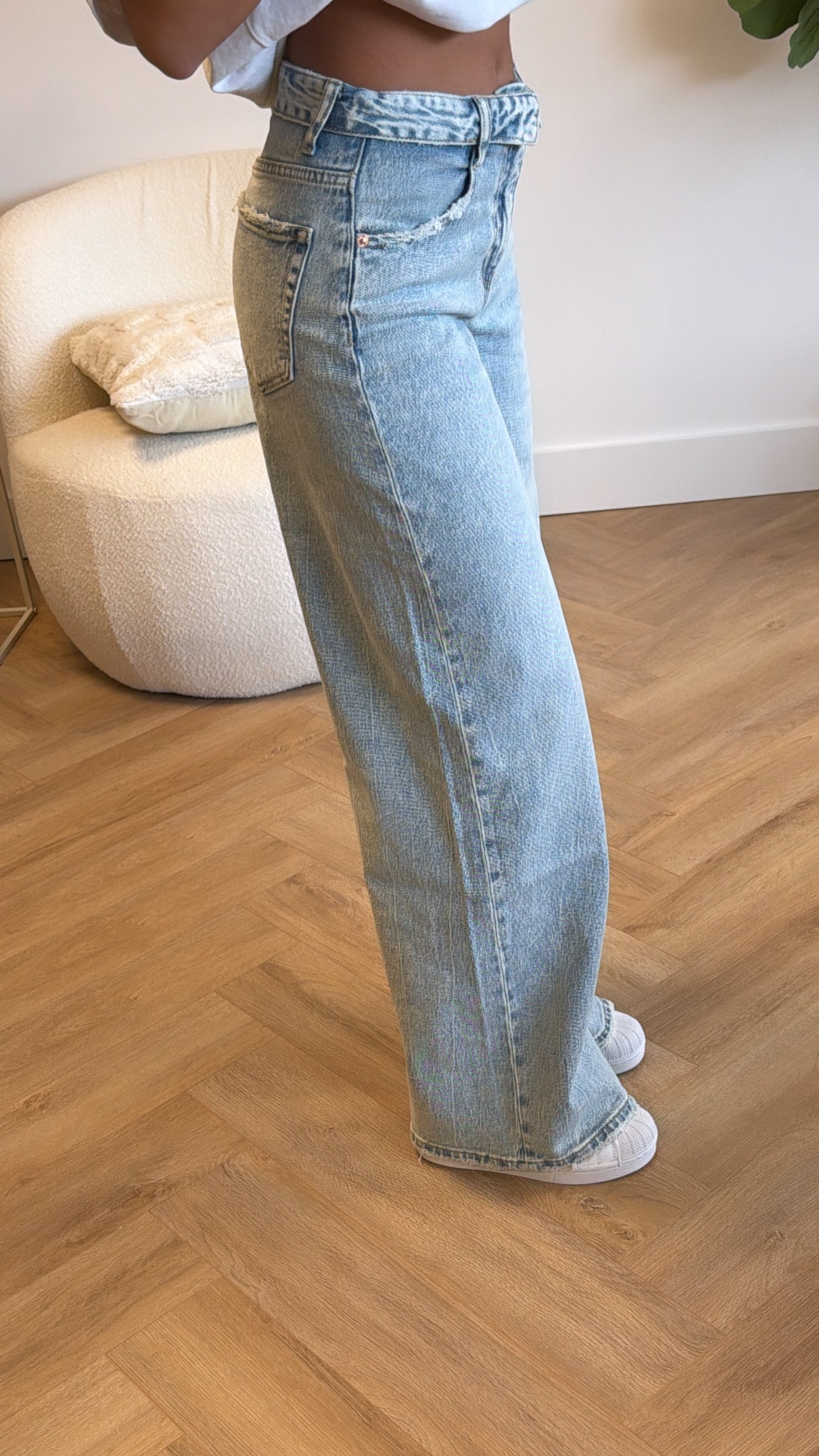 Skyline Wide Leg Jeans