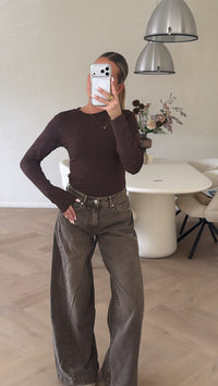Mila essentail Longsleeve