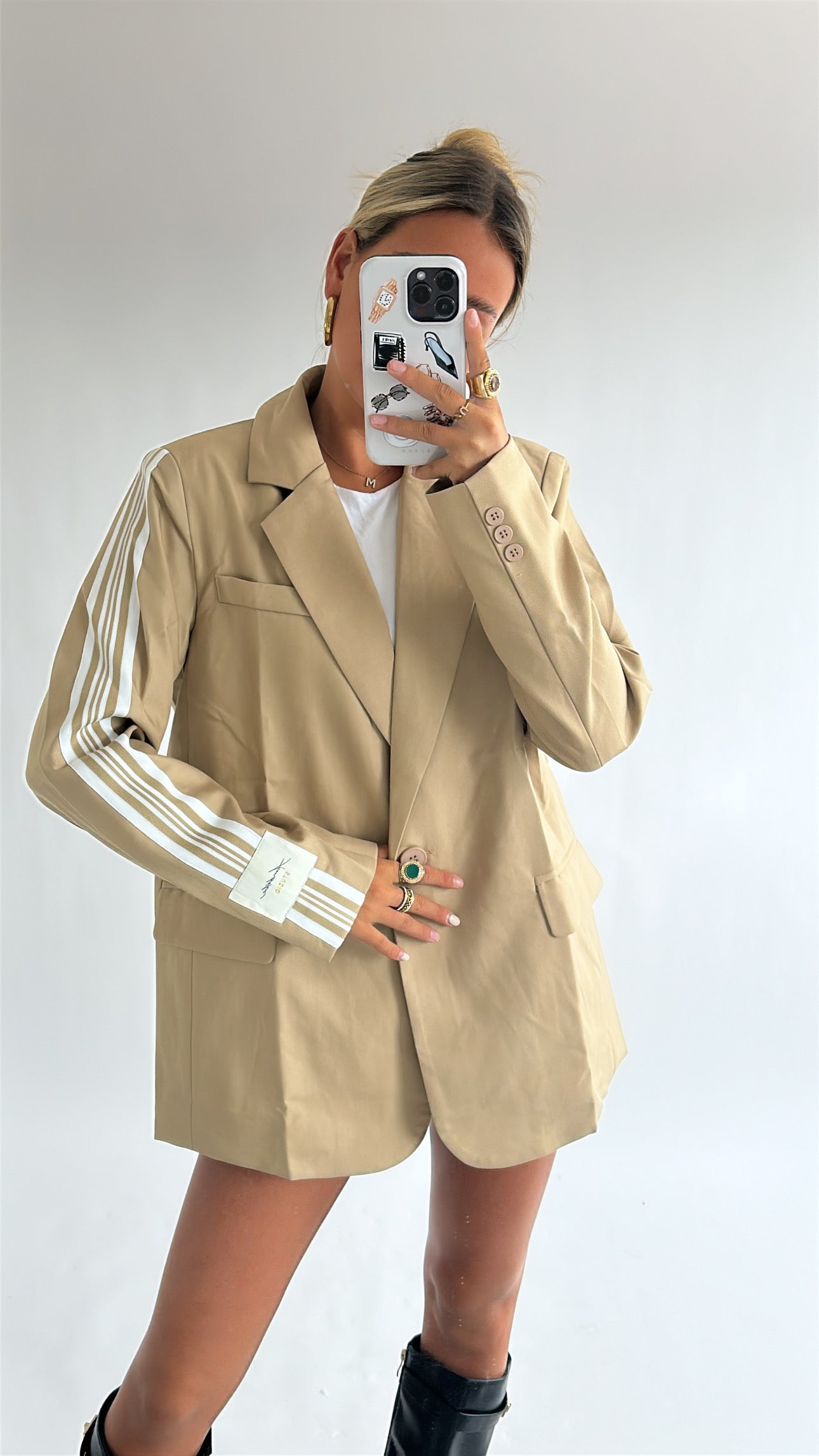 Ambika studio blazer
