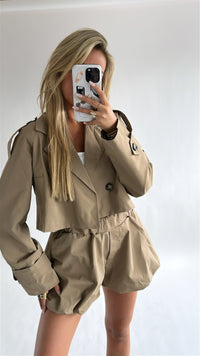 Cropped Trenchcoat