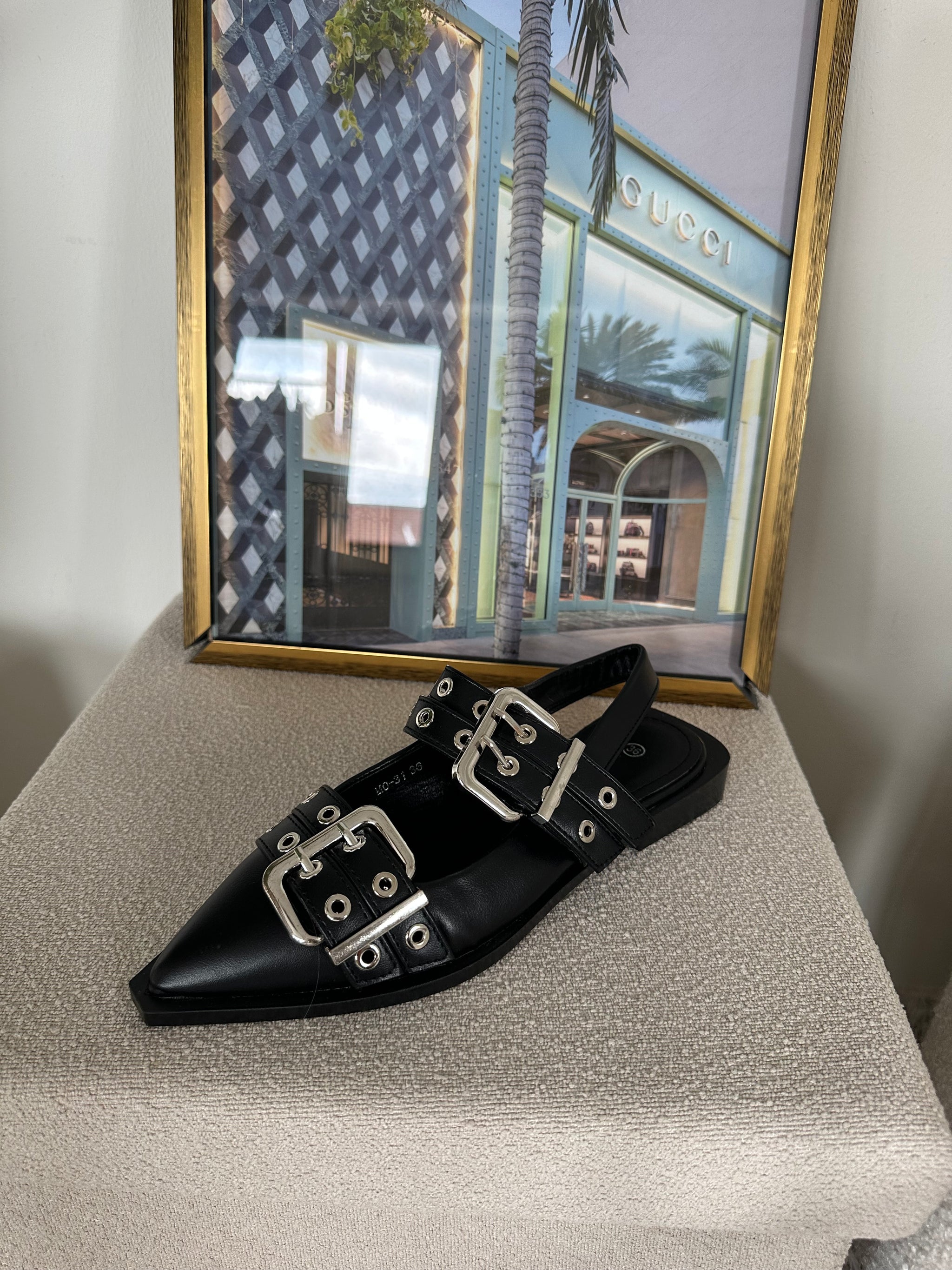 Classic Gloss Loafer – Zwart