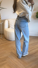 Everyday Wide Leg Jeans