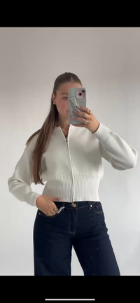 The Cute Knit Zip