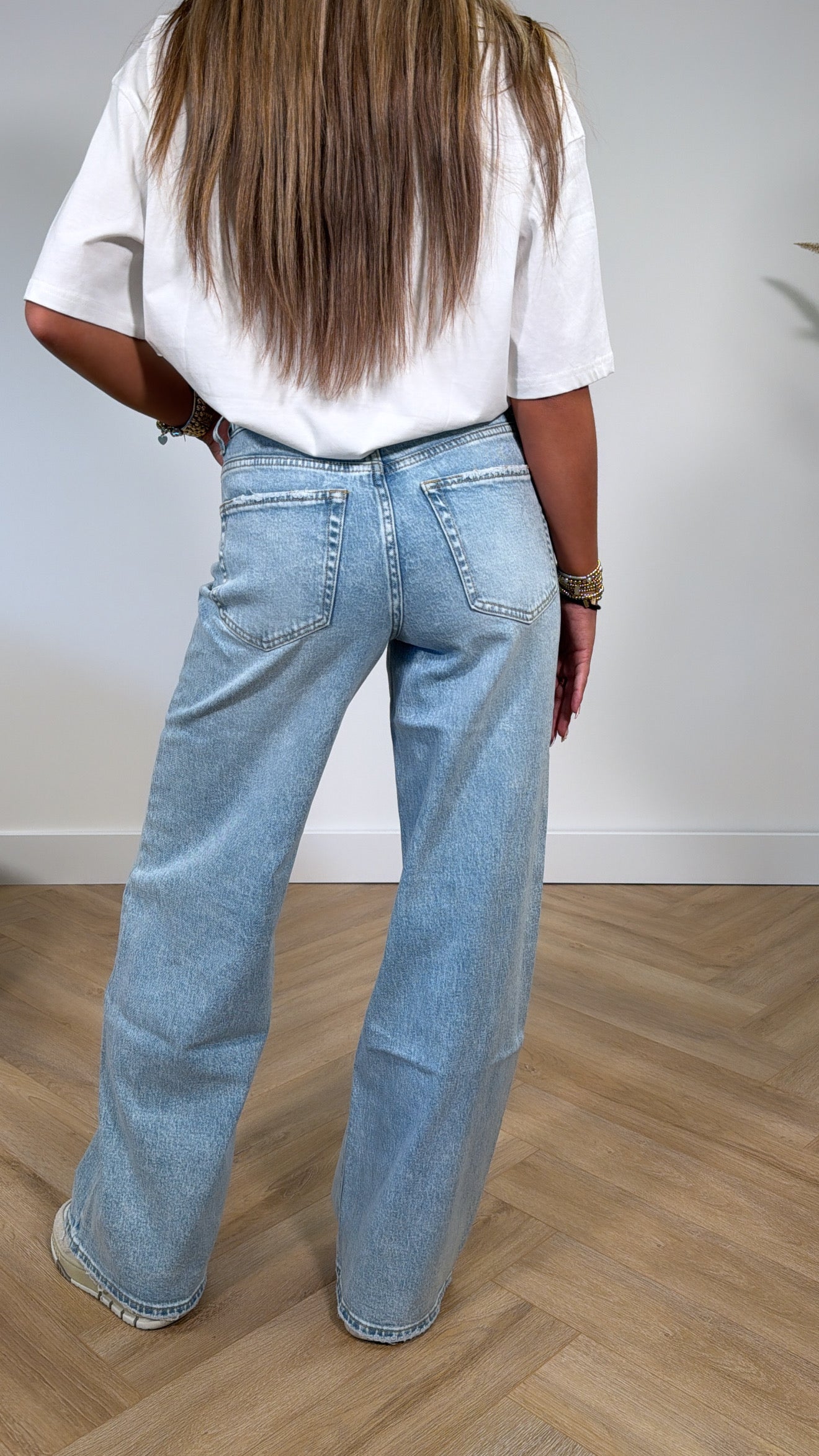 Perfect Fit Wide Leg Jeans