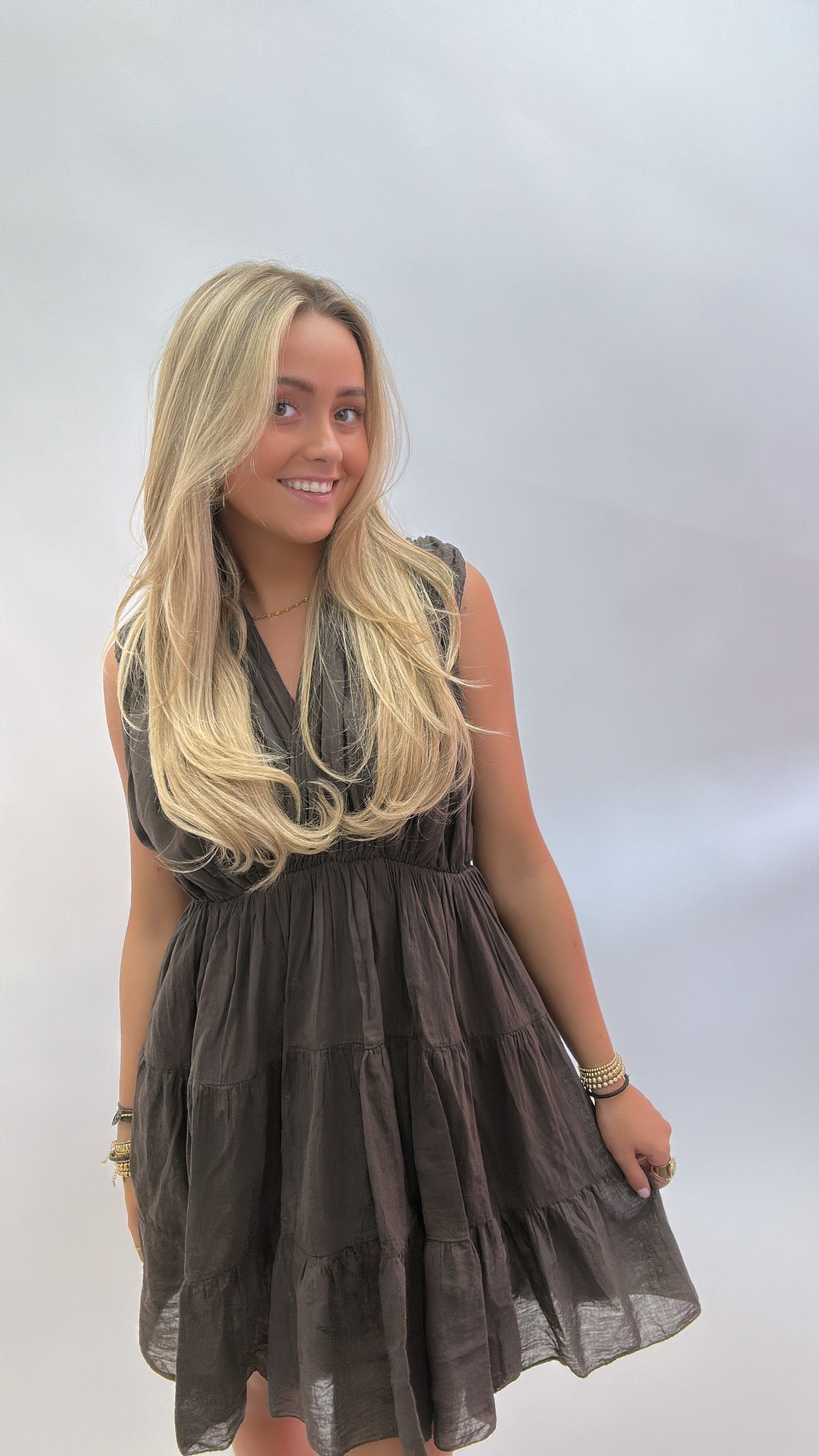 Boho Summer Dress – V-Hals & Strikdetail