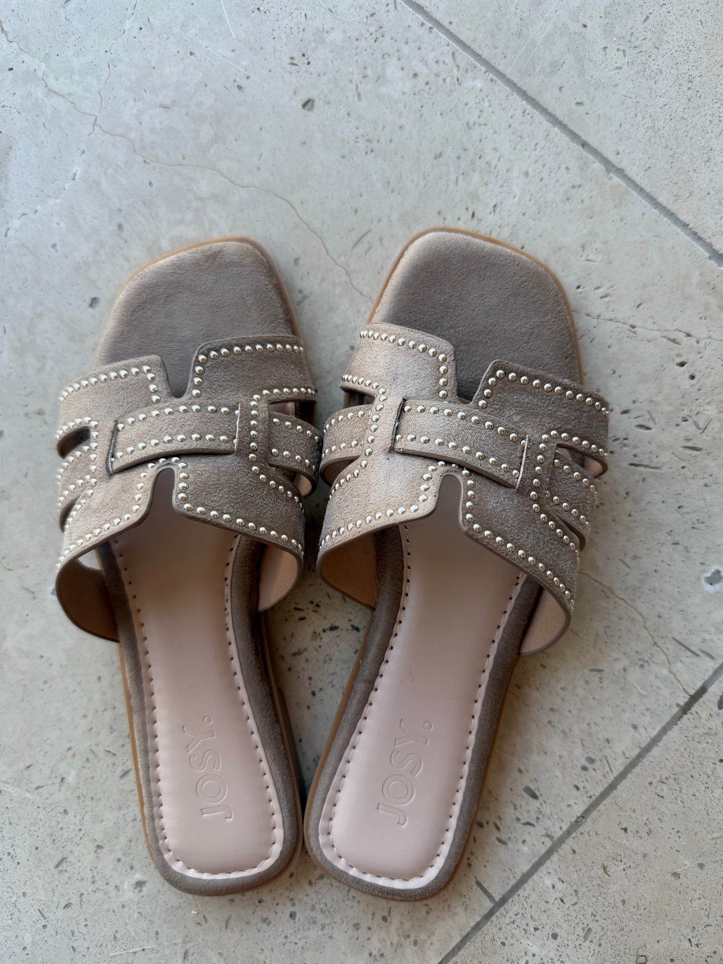 Luxe Studs H-Slipper Taupe