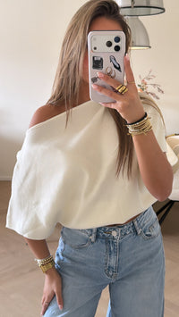Elin Off-Shoulder Top