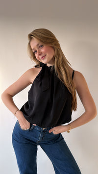 Cropped cute pof top