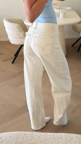 White Balloon Fit Jeans