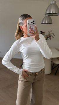 Mila essentail Longsleeve