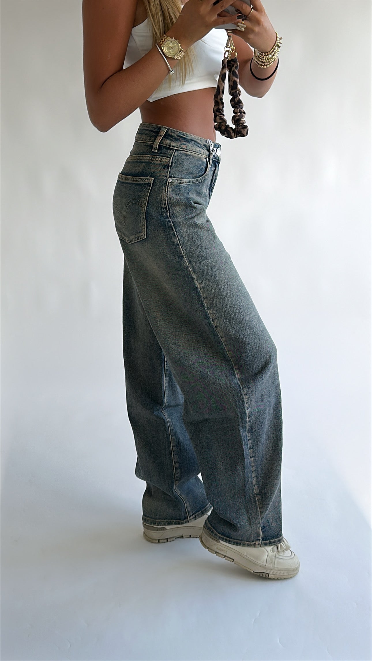 Relaxed Fit Balloon Denim -Mid Waist stretch