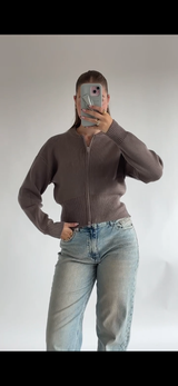 The Cute Knit Zip