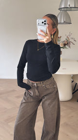 Mila essentail Longsleeve