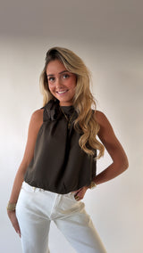 Cropped cute pof top