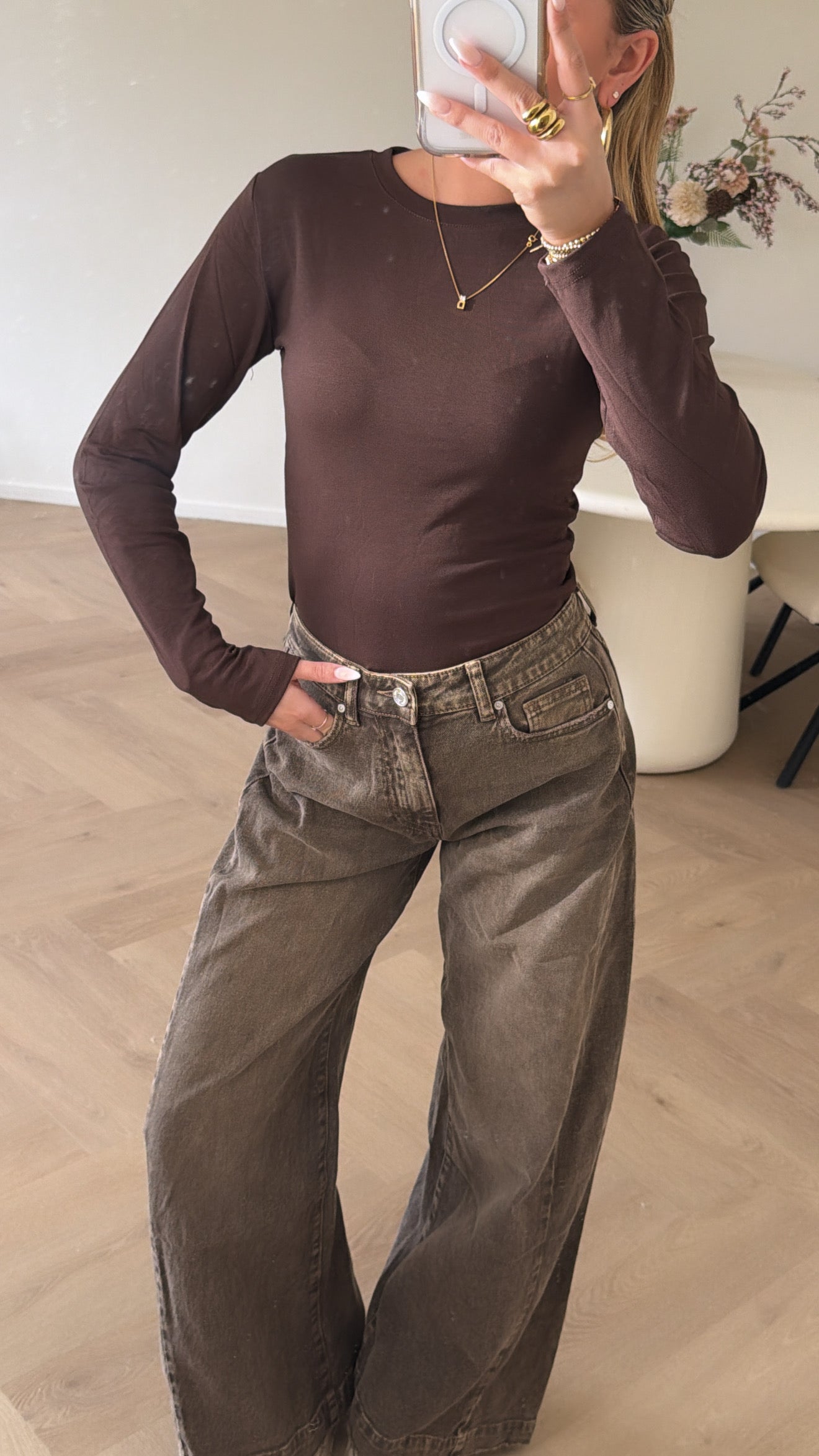 Mila essentail Longsleeve