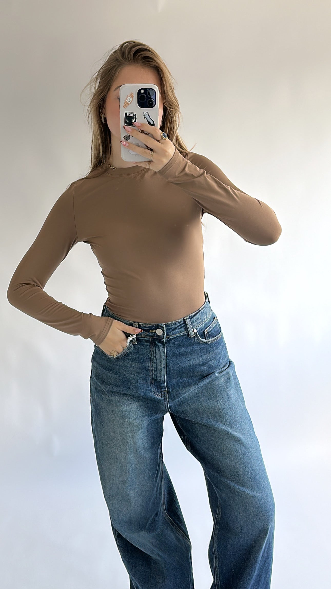 Essential Travel Longsleeve – Stretch Fit