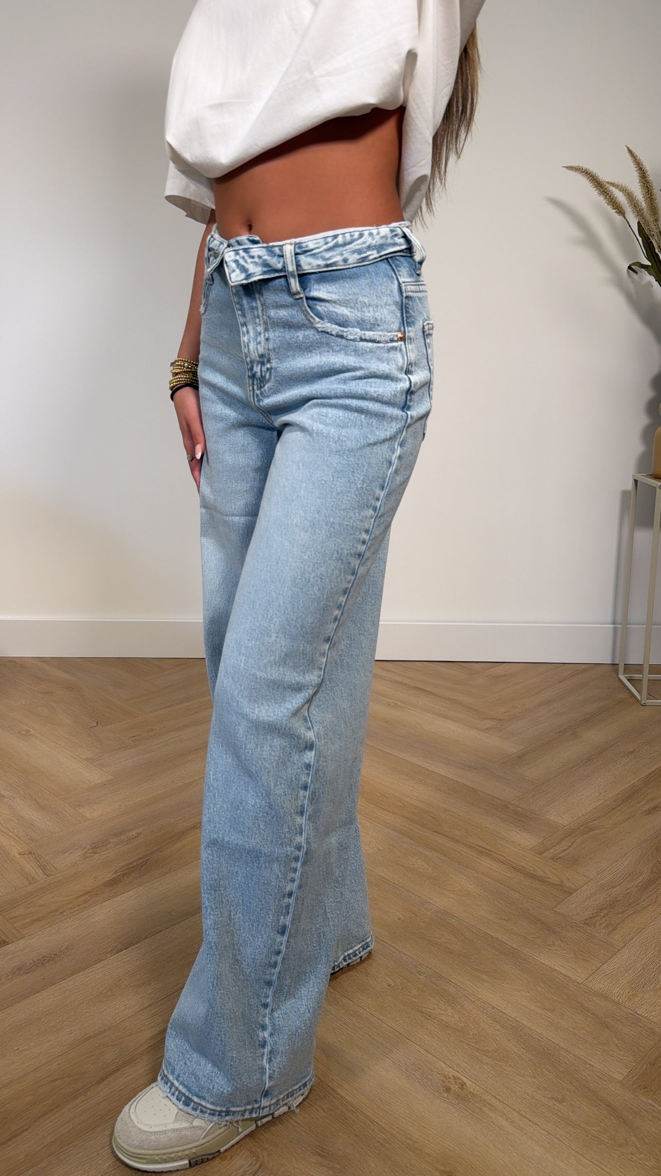 Perfect Fit Wide Leg Jeans