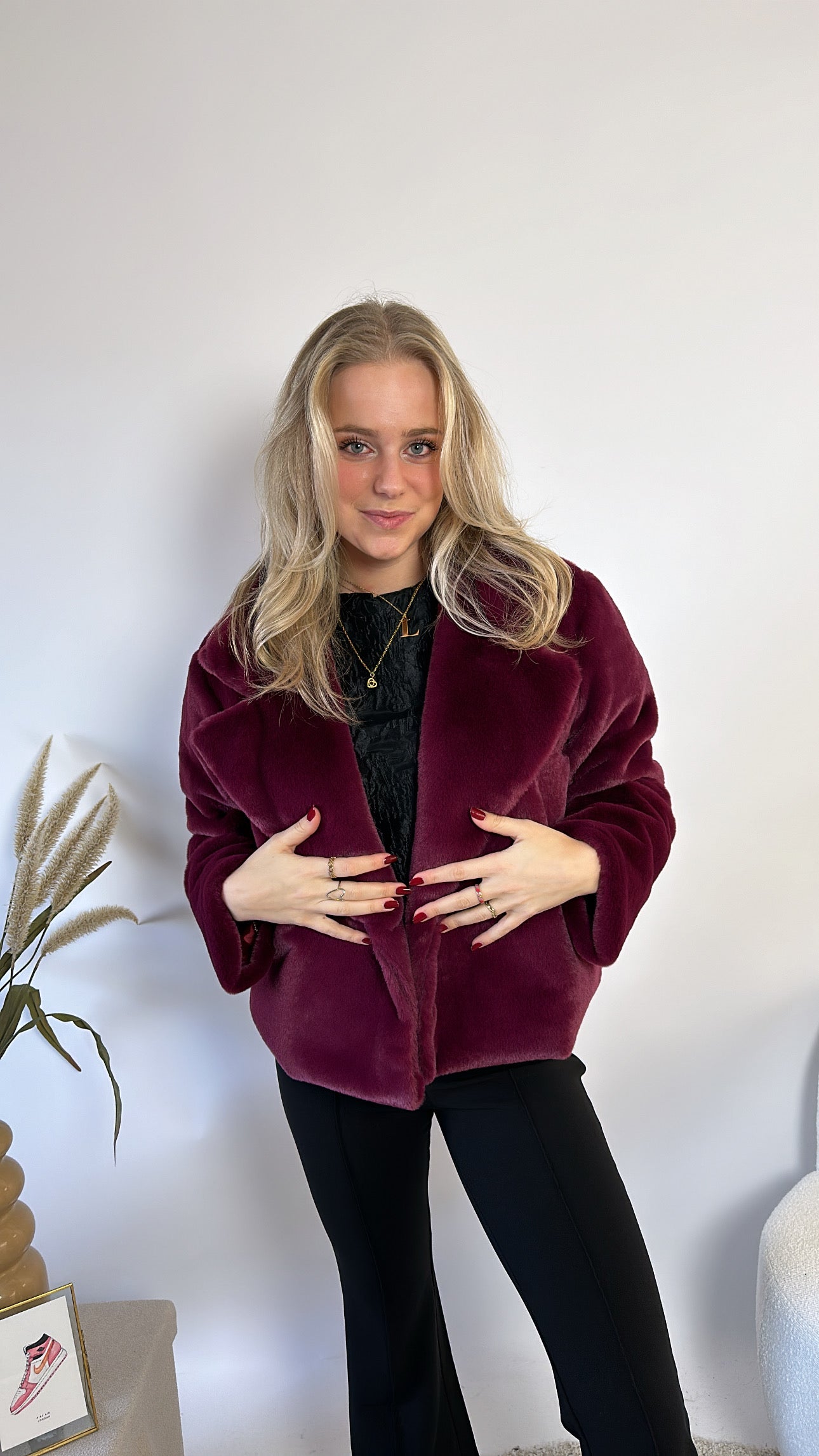 Bordeaux fluffy jas
