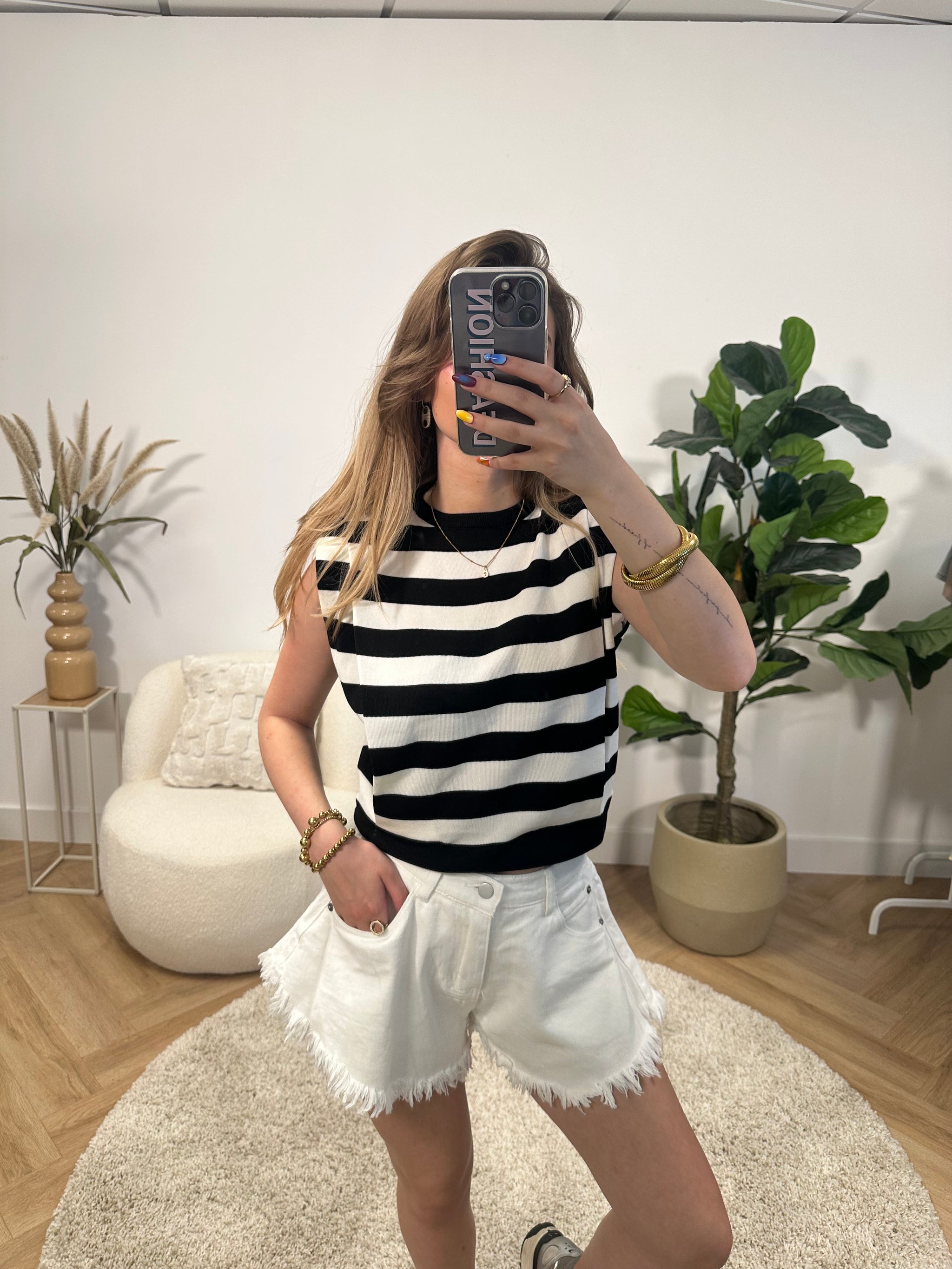 Lotte Shoulder Pad Top