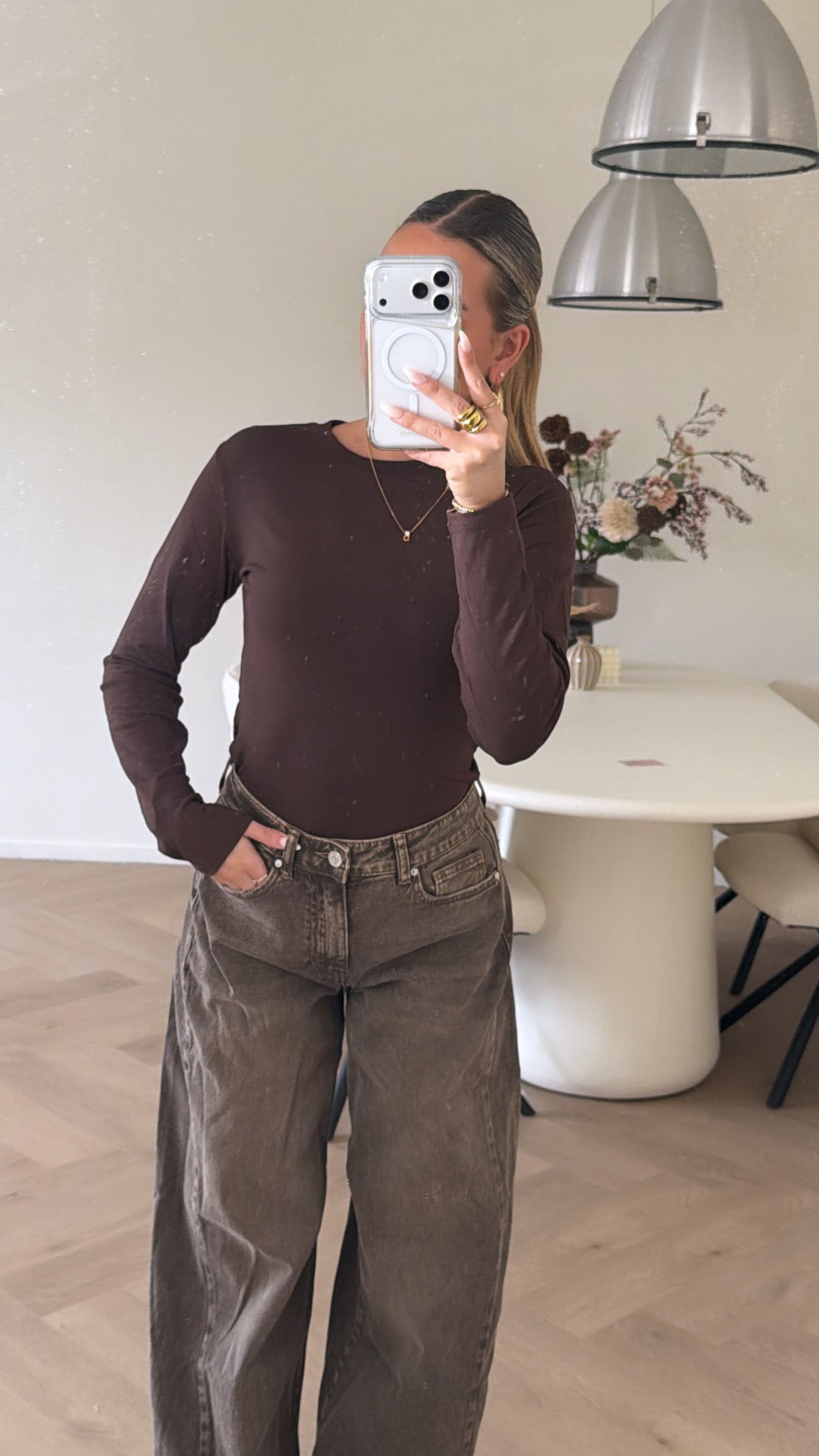 Mila essentail Longsleeve