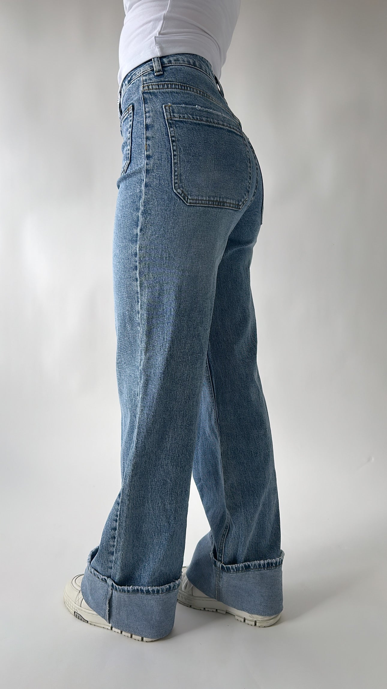 Pocket Detail Wide Leg Jeans