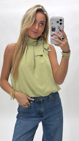 Cropped cute pof top
